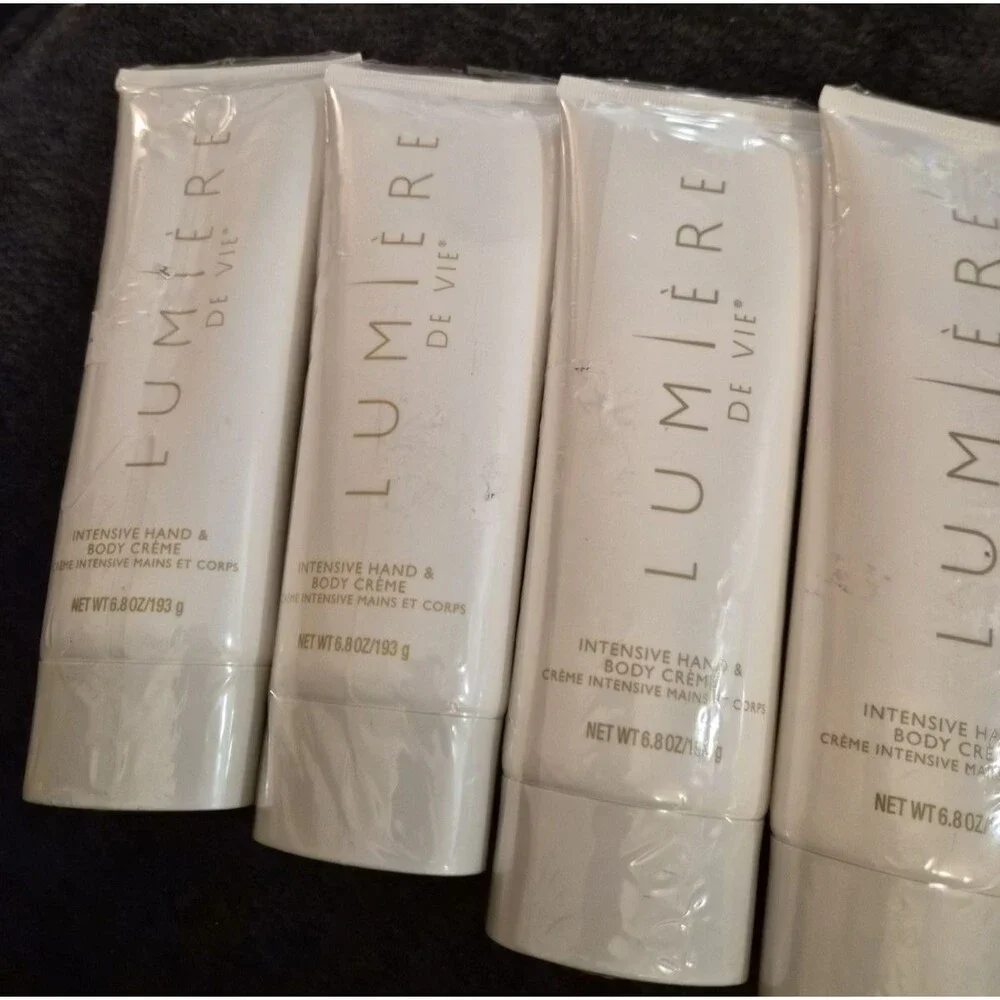 Lot of 4, Lumiere’ de vie Intensive Hand And Body Crème 6.8 Oz New, Sealed